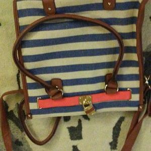 Handbag